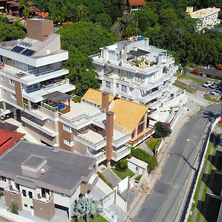 1079 - Apartamento Com Vista Para O Mar Em Bombinhas Buitenkant foto