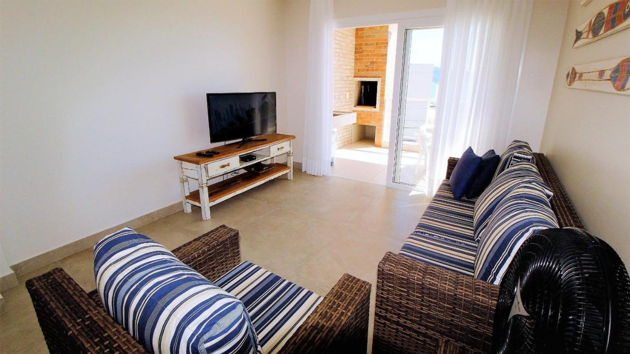 1079 - Apartamento Com Vista Para O Mar Em Bombinhas Buitenkant foto