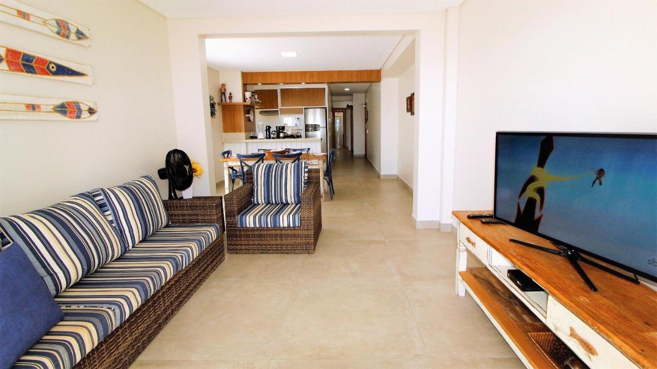 1079 - Apartamento Com Vista Para O Mar Em Bombinhas Buitenkant foto
