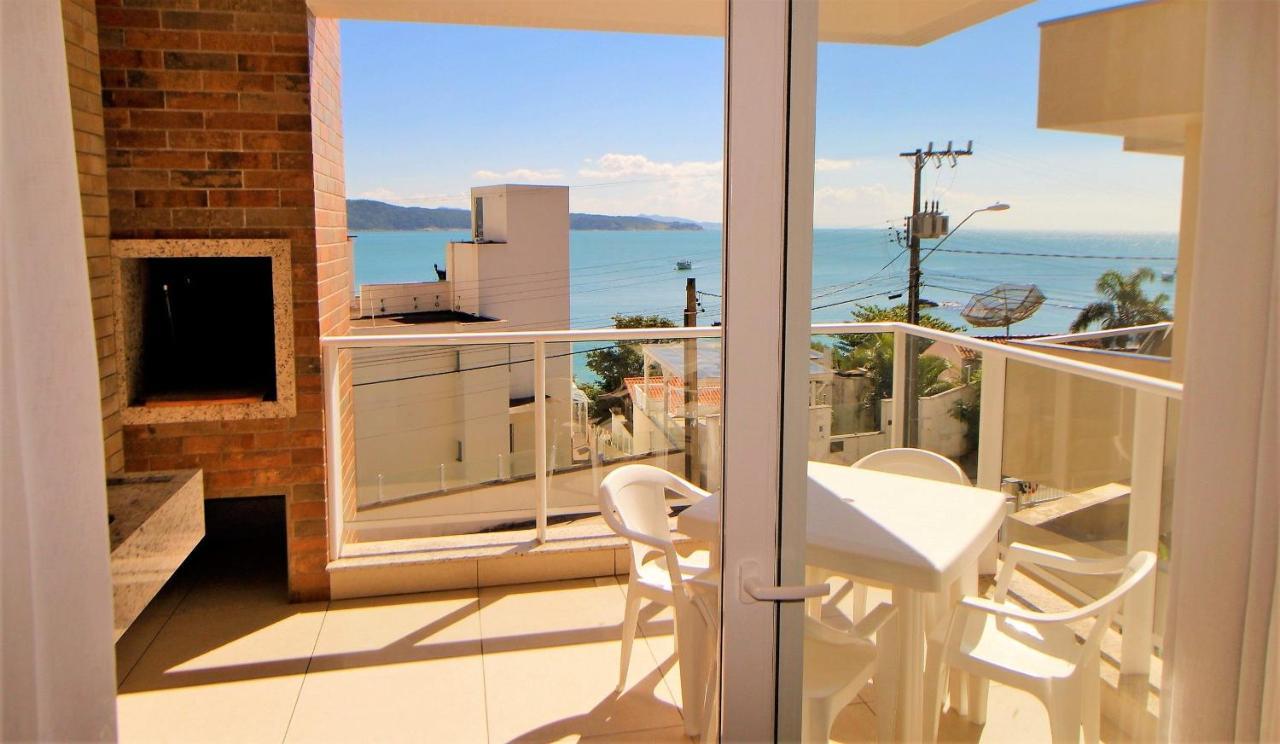 1079 - Apartamento Com Vista Para O Mar Em Bombinhas Buitenkant foto