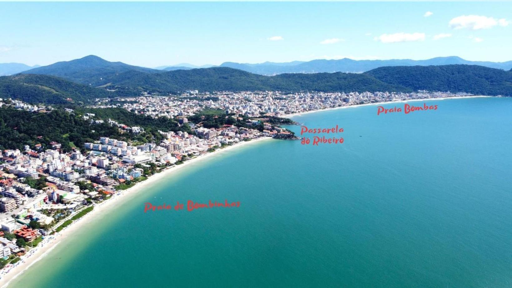 1079 - Apartamento Com Vista Para O Mar Em Bombinhas Buitenkant foto